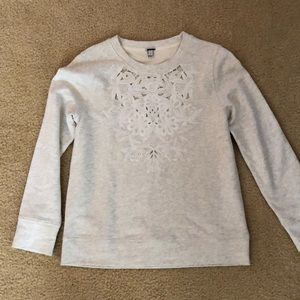 Sweatshirt with cutout detail